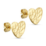 Rustic Heart Earring ørering i guld formet som et hjerte med ujævn overflade og stik, set fra siden
